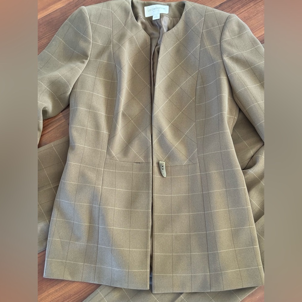 Liz Claiborne Brown Plaid Suit Set